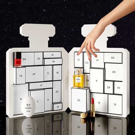 chanel holiday advent calendar|chanel advent calendar price.